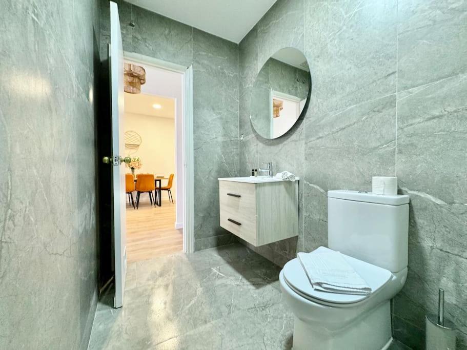 Spacious 3Bd Central Malaga With 2Bh & Ac Luaran gambar